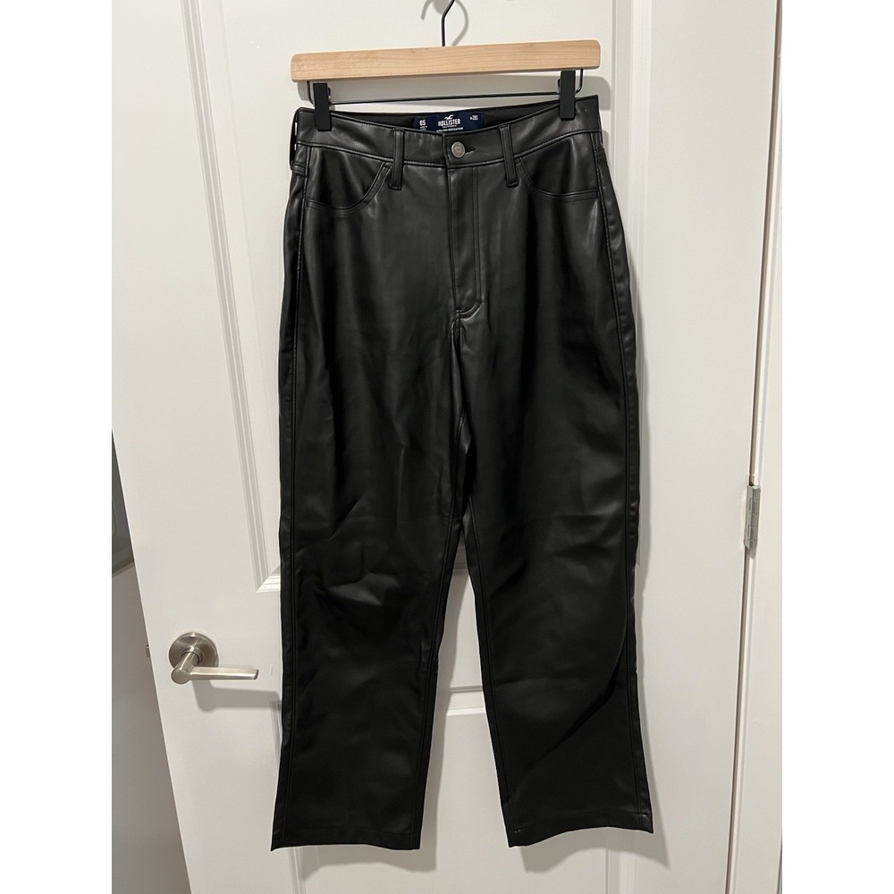 Hollister Ultra-High Rise Dad Pants Size 6S Short Black Faux Leather Sleek